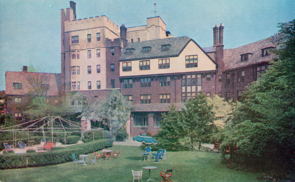 two pickwick plaza greenwich ct 06830
