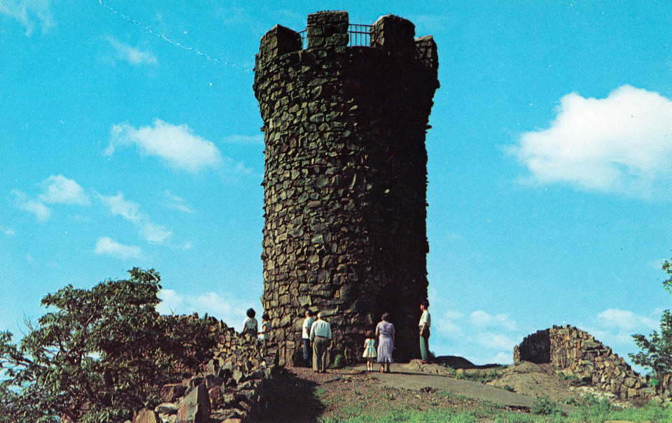 Castle Craig, Meriden