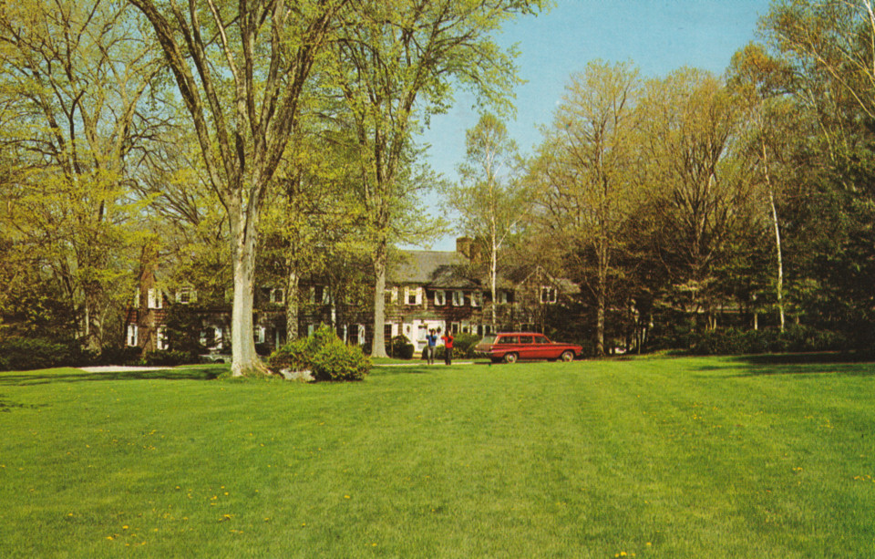 Audubon Center, Sharon