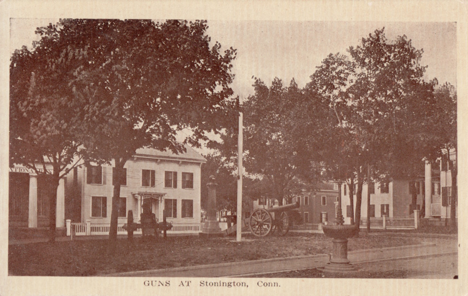 Cannon Square, Stonington