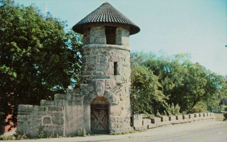 Memorial Bridge, Milford